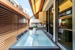 Hillcrest Villa (D11), Terrace #484620951